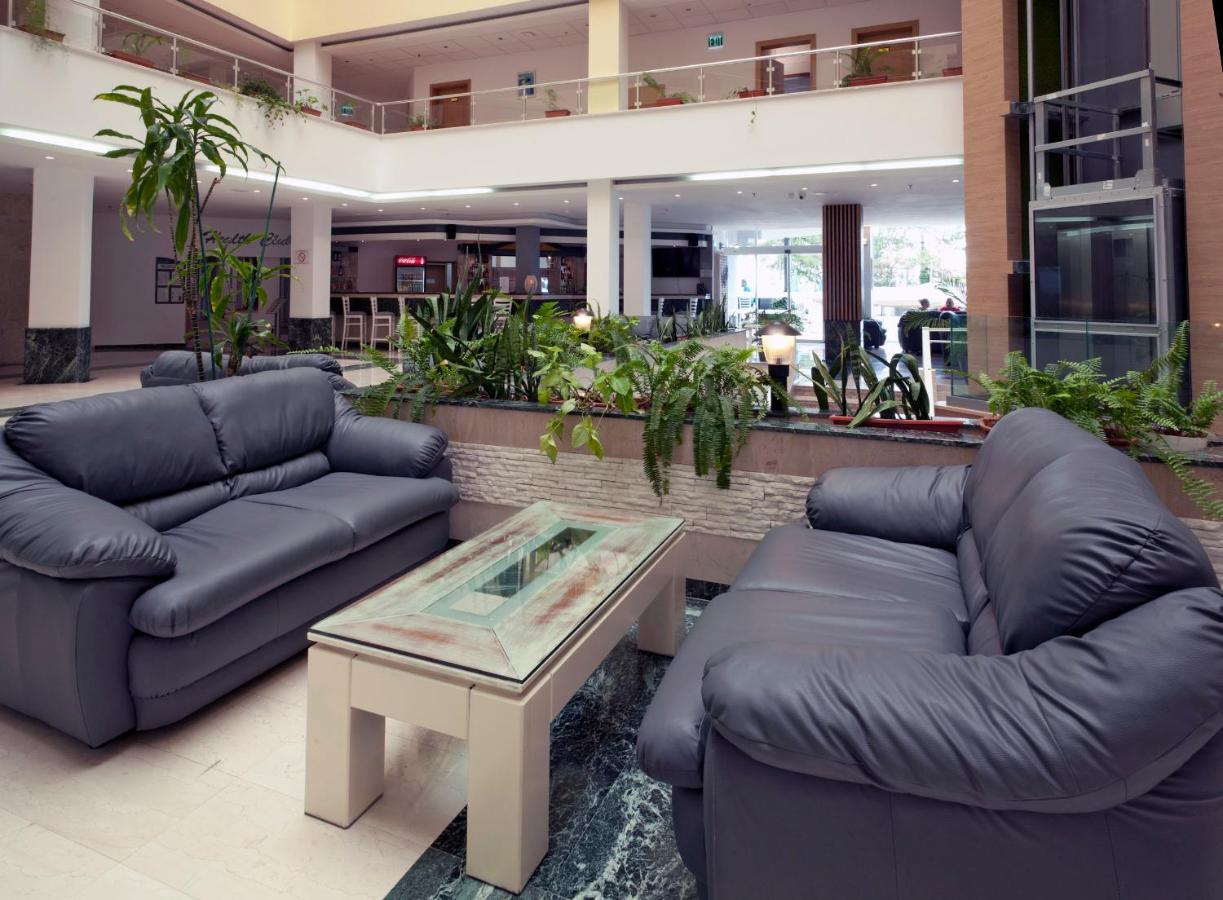 Luna Beach Hotel Golden Sands Exteriör bild