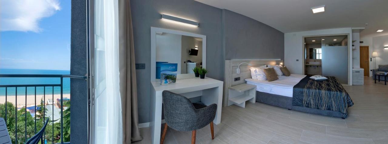 Luna Beach Hotel Golden Sands Exteriör bild